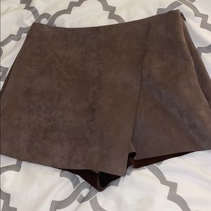 Tan suede skort